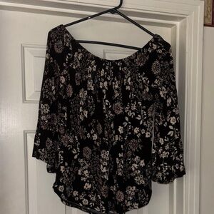 Maurices Black and Cream Floral Blouse